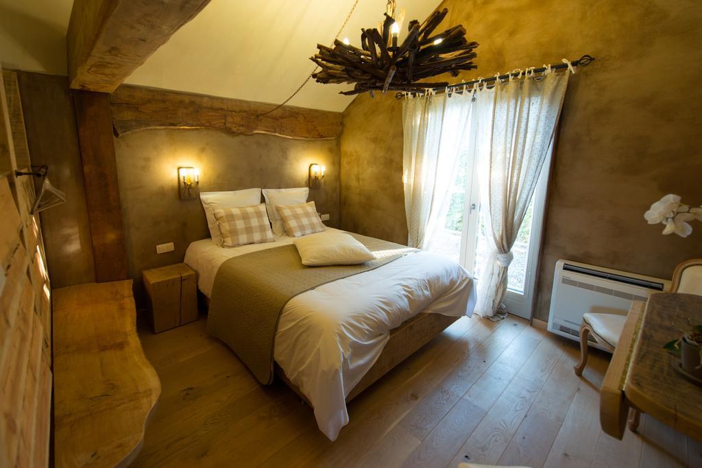 Les Chambres Du Vivier, Chambres D'Hotes Et Gite - A 100M - デュルビュイ 部屋 写真